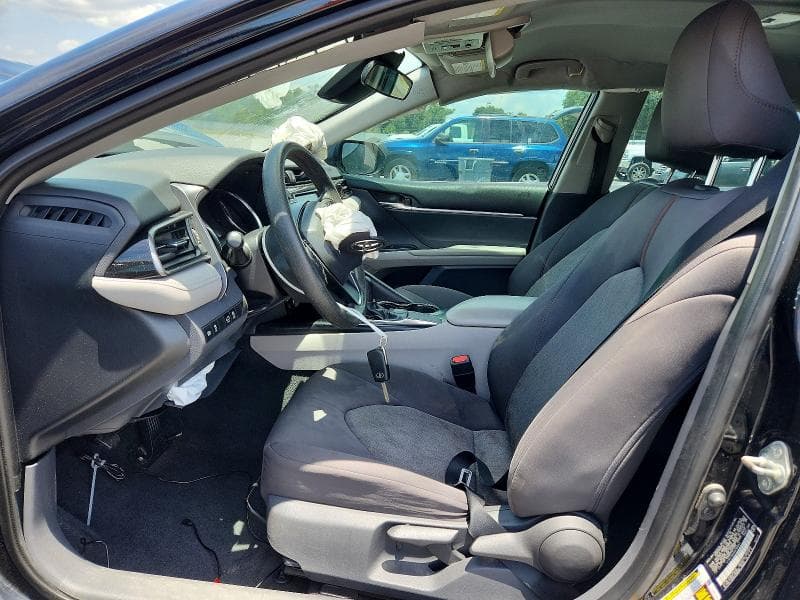 2019 TOYOTA CAMRY L 7