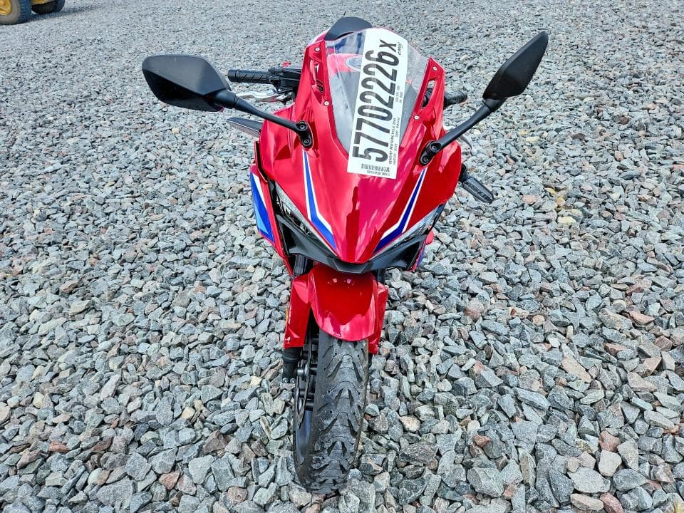 2025 HONDA CBR500 RA 2