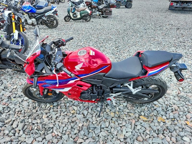 2025 HONDA CBR500 RA 3