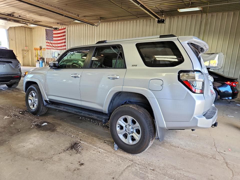 2024 TOYOTA 4RUNNER SR5 2