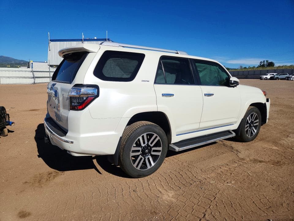 2023 TOYOTA 4RUNNER LIMITED LIMITED 3