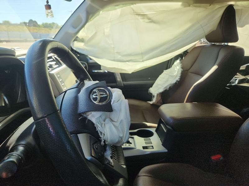 2023 TOYOTA 4RUNNER LIMITED LIMITED 8