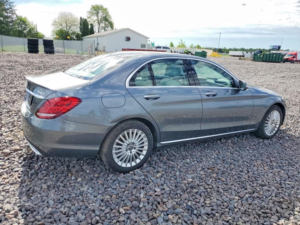 2017 MERCEDES-BENZ C 300 4MATIC 3