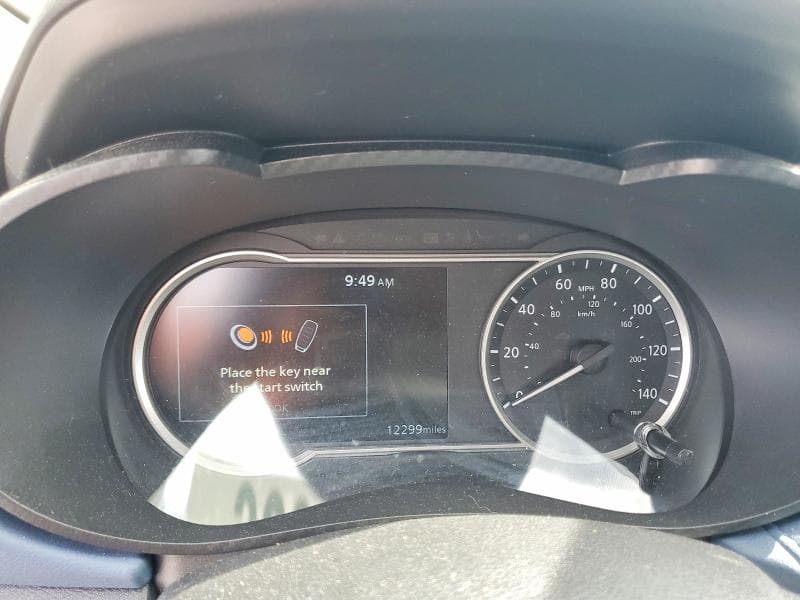 2025 NISSAN VERSA SV 9