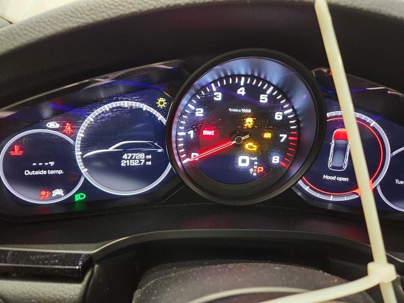 2020 PORSCHE CAYENNE 9