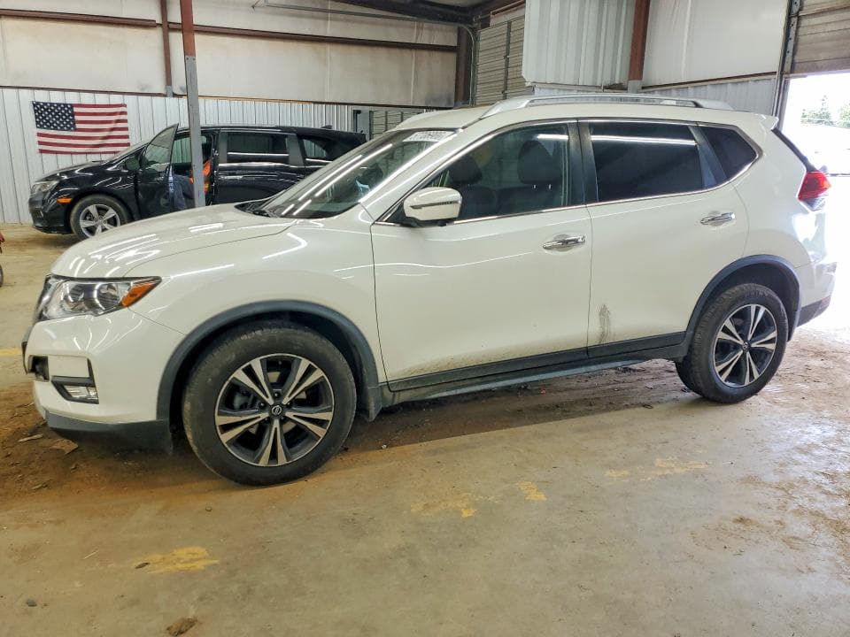 2019 NISSAN ROGUE SV - 1