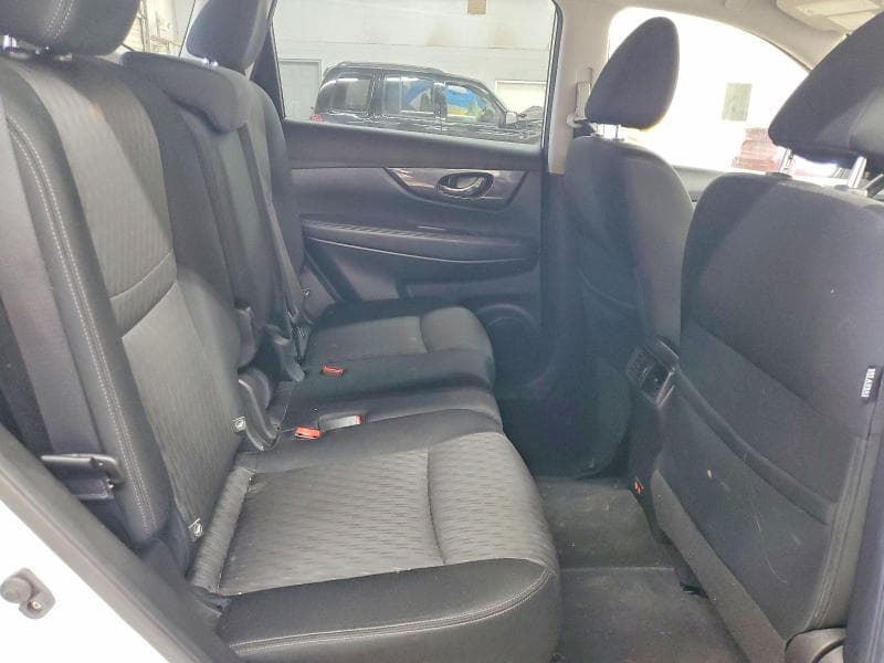 2019 NISSAN ROGUE SV 11