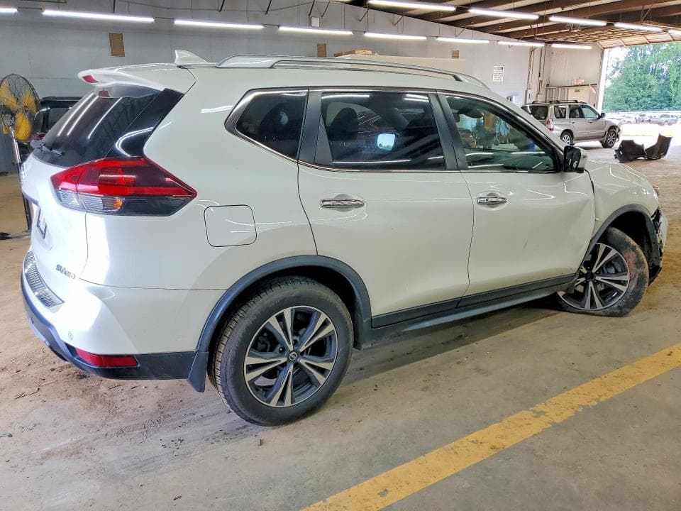 2019 NISSAN ROGUE SV 3