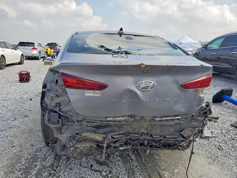 2019 HYUNDAI ELANTRA SEL 6