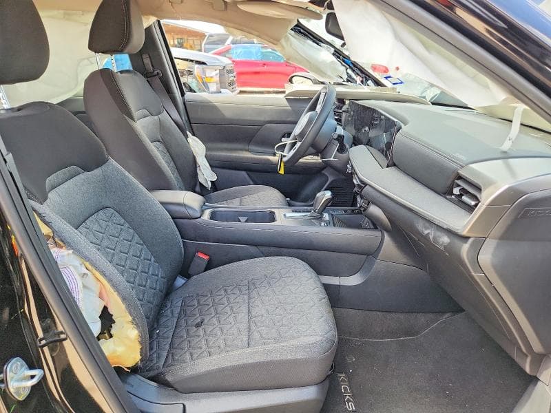 2026 NISSAN KICKS 7