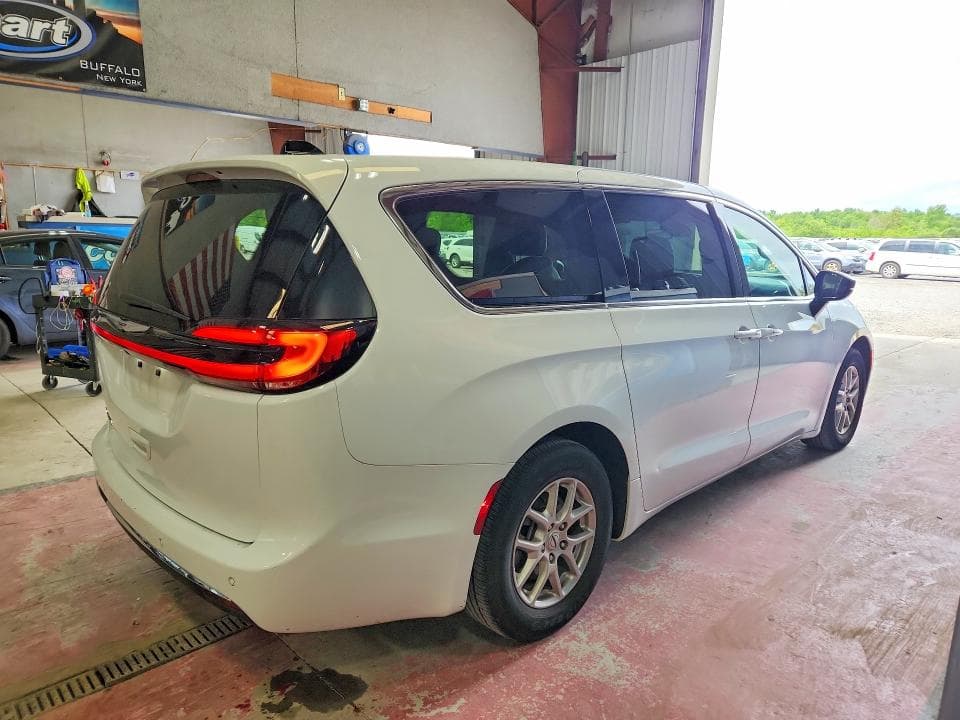 2025 CHRYSLER PACIFICA SELECT 4