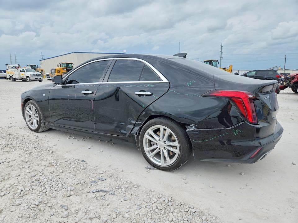2021 CADILLAC CT4 LUXURY 2