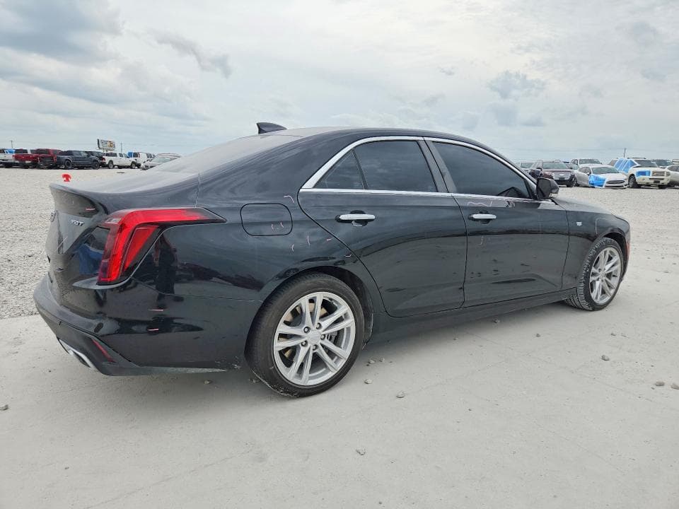 2021 CADILLAC CT4 LUXURY 3