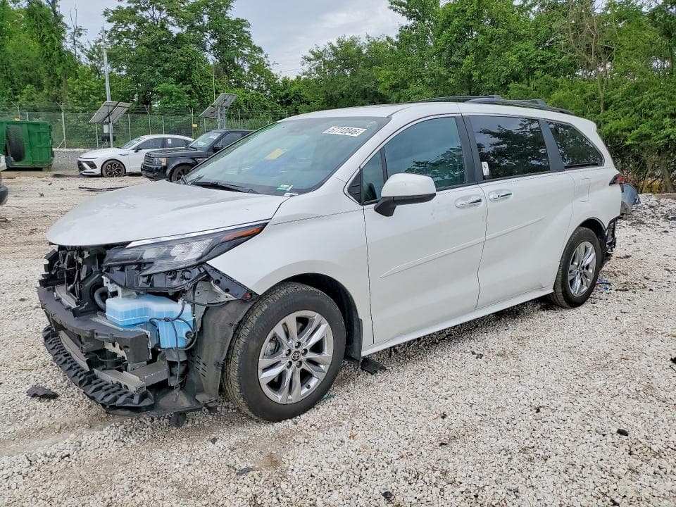 2025 TOYOTA SIENNA XLE 7-PASSENGER XLE 7-PASSENGER - 1