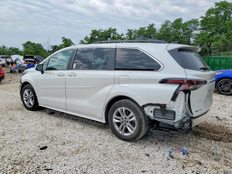 2025 TOYOTA SIENNA XLE 7-PASSENGER XLE 7-PASSENGER 2