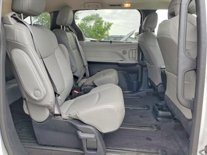 2025 TOYOTA SIENNA XLE 7-PASSENGER XLE 7-PASSENGER 11