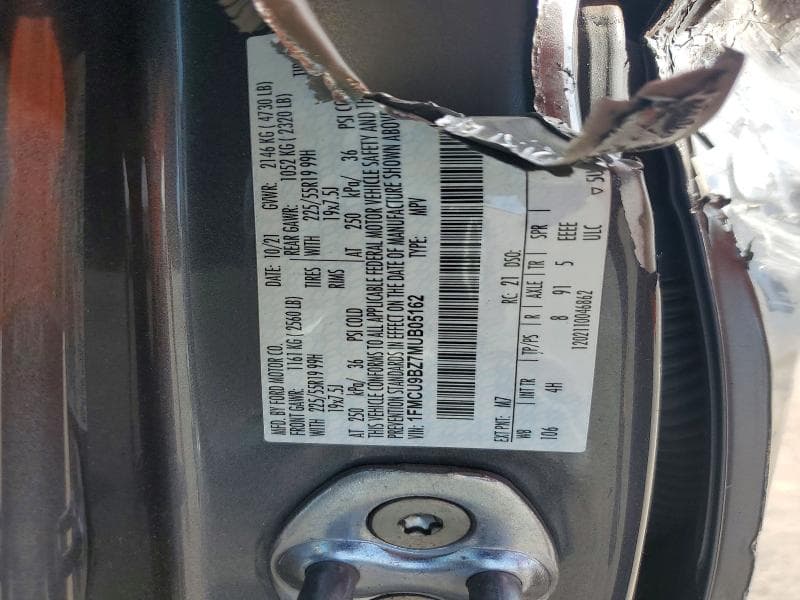 2021 FORD ESCAPE SE SE 13