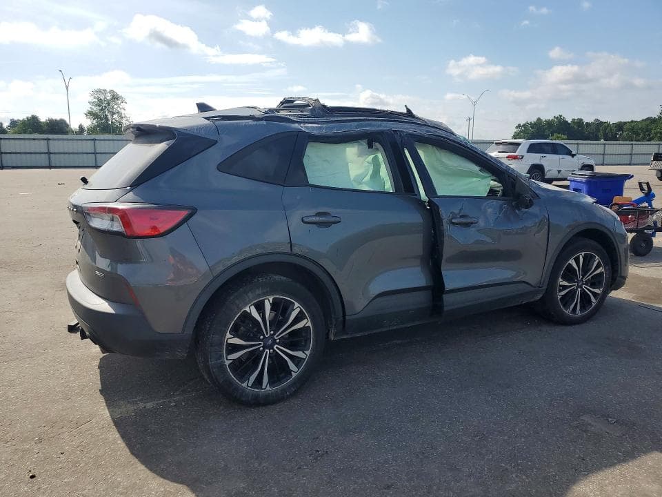 2021 FORD ESCAPE SE SE 3