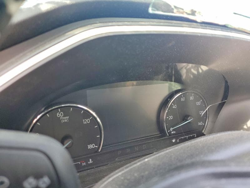2021 FORD ESCAPE SE SE 9