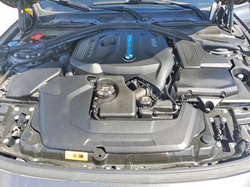 2018 BMW 330E 11