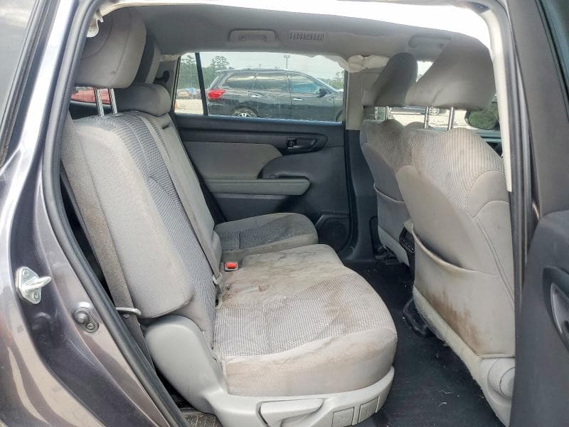2021 TOYOTA HIGHLANDER LE LE 11