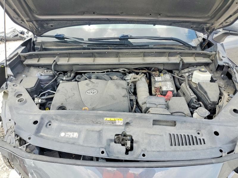 2021 TOYOTA HIGHLANDER LE LE 12