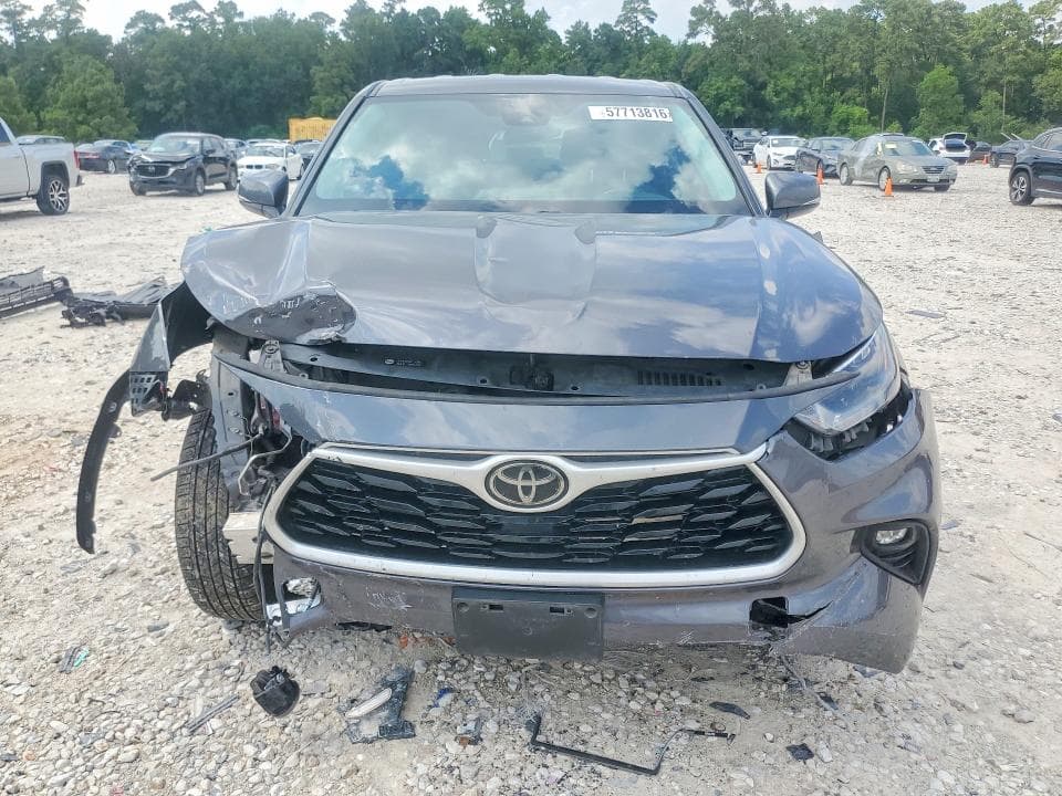 2021 TOYOTA HIGHLANDER LE LE 5