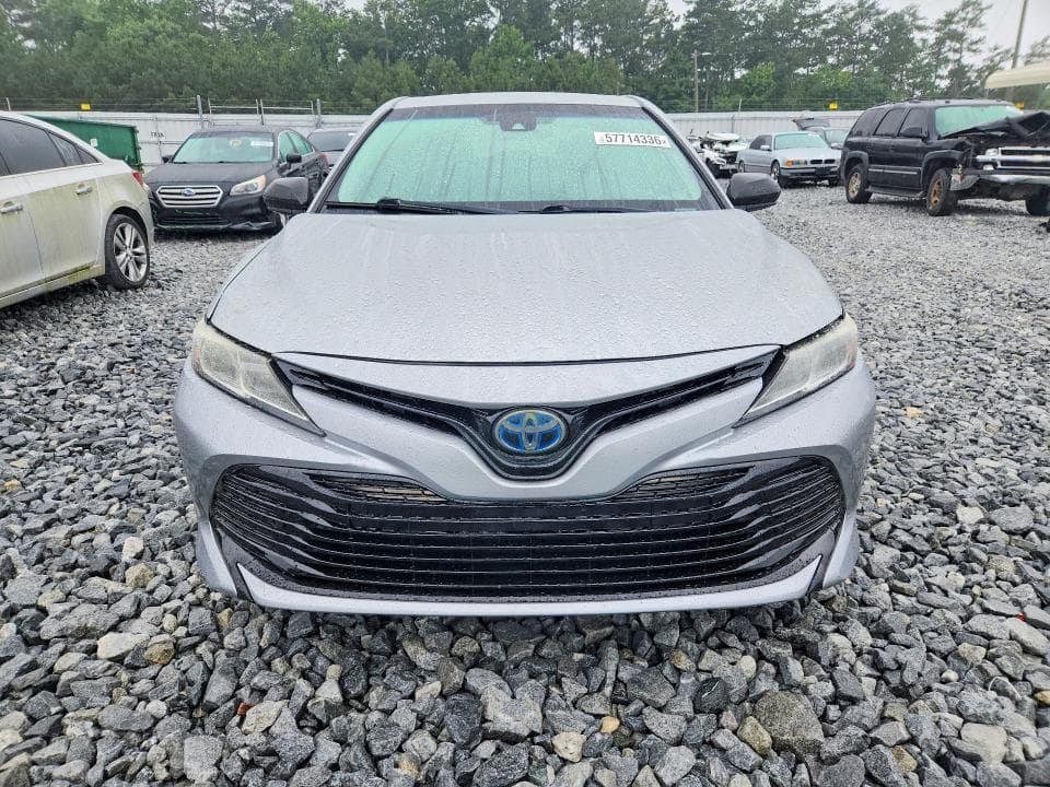 2018 TOYOTA CAMRY LE 5