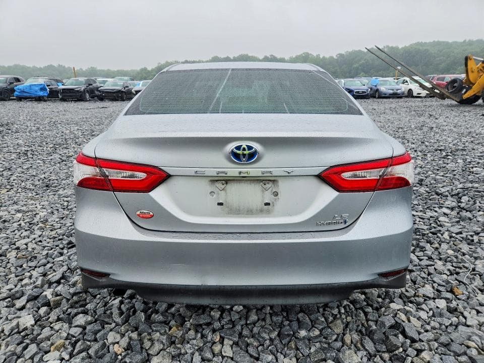2018 TOYOTA CAMRY LE 6