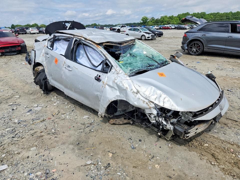 2025 TOYOTA COROLLA LE 4