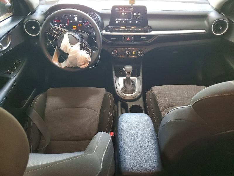 2024 KIA FORTE LXS 8