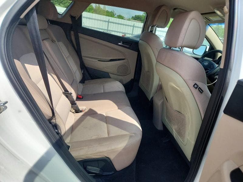 2018 HYUNDAI TUCSON SEL 11