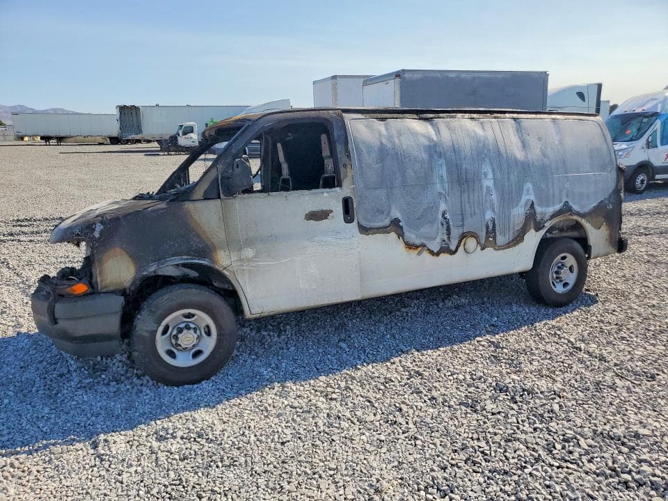 2025 CHEVROLET EXPRESS - 1