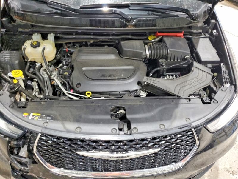 2022 CHRYSLER PACIFICA TOURING L 12