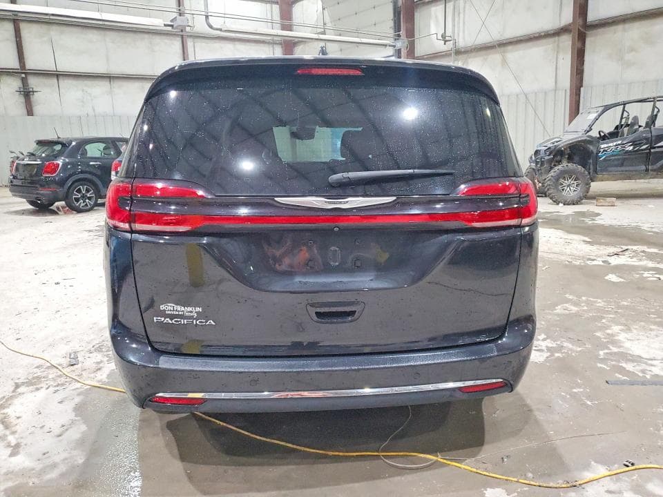 2022 CHRYSLER PACIFICA TOURING L 6