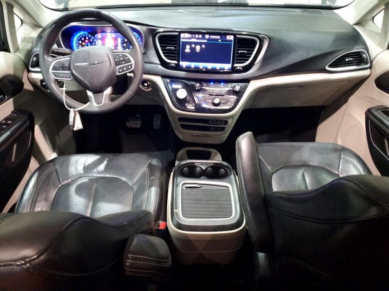 2022 CHRYSLER PACIFICA TOURING L 8