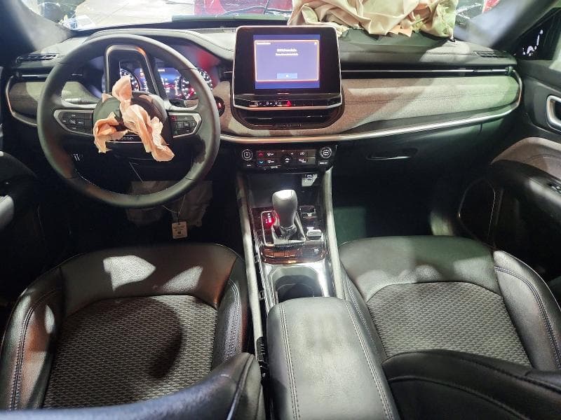 2025 JEEP COMPASS LATITUDE 8