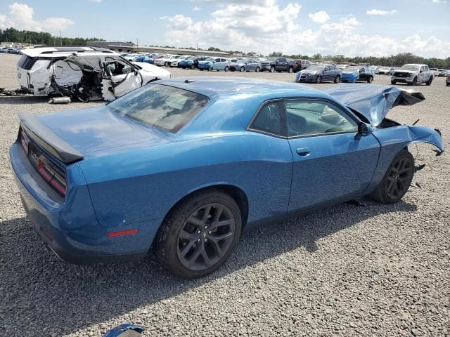 2022 DODGE CHALLENGER SXT 3