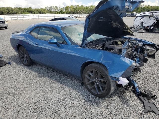 2022 DODGE CHALLENGER SXT 4