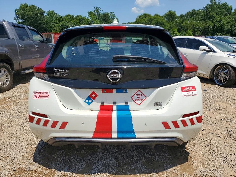 2025 NISSAN LEAF 6