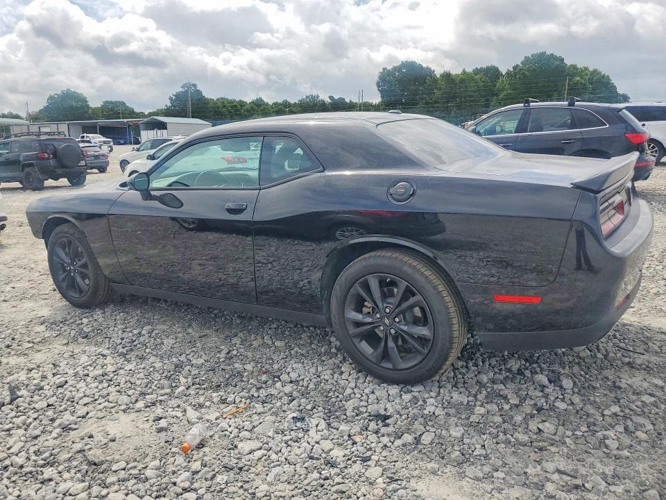 2023 DODGE CHALLENGER SXT 2