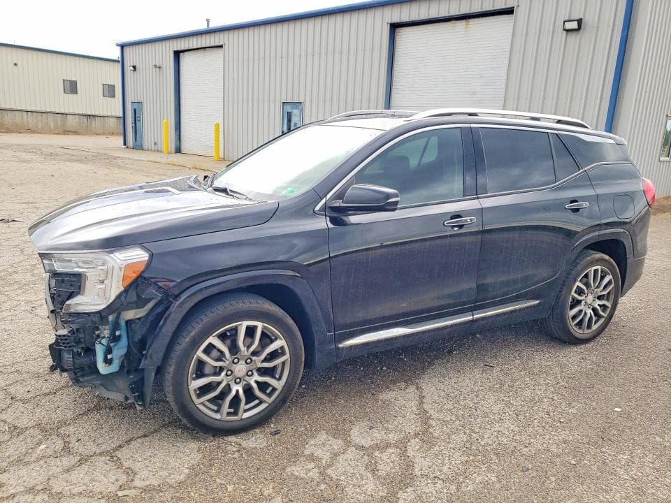 2022 GMC TERRAIN DENALI - 1