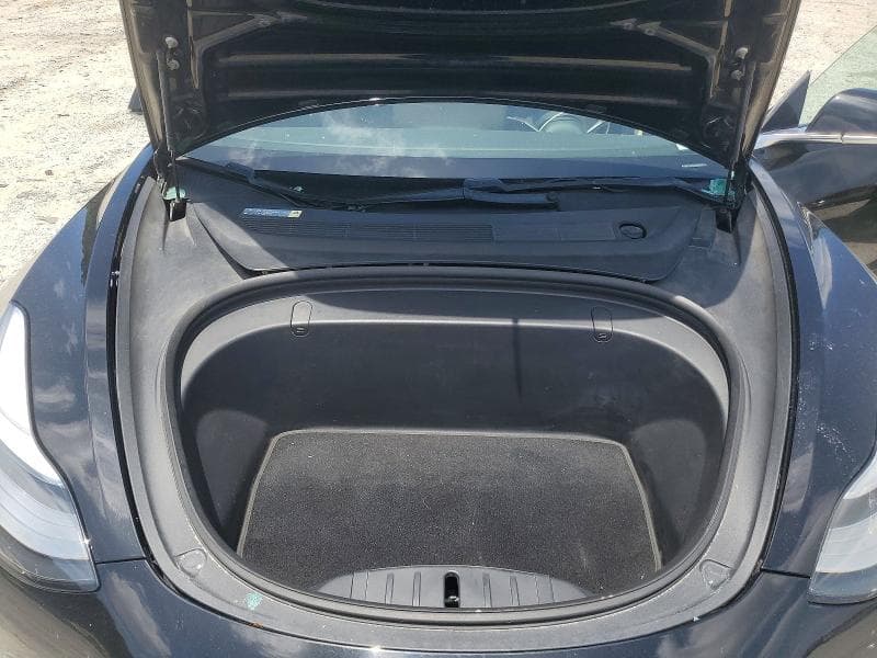 2018 TESLA MODEL 3 11