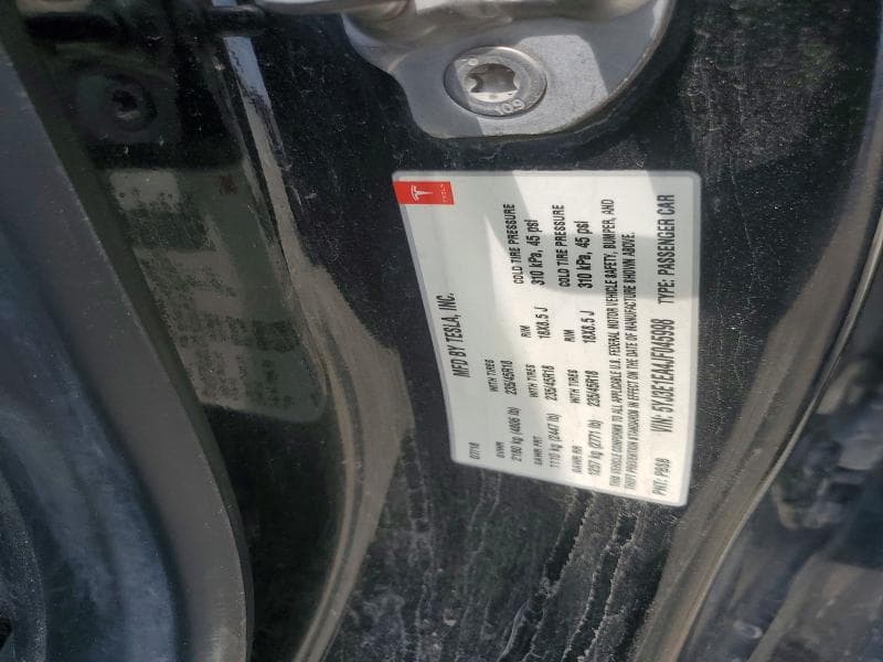 2018 TESLA MODEL 3 12