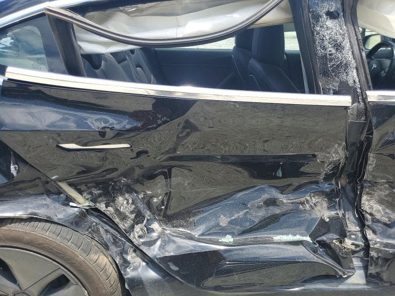 2018 TESLA MODEL 3 10