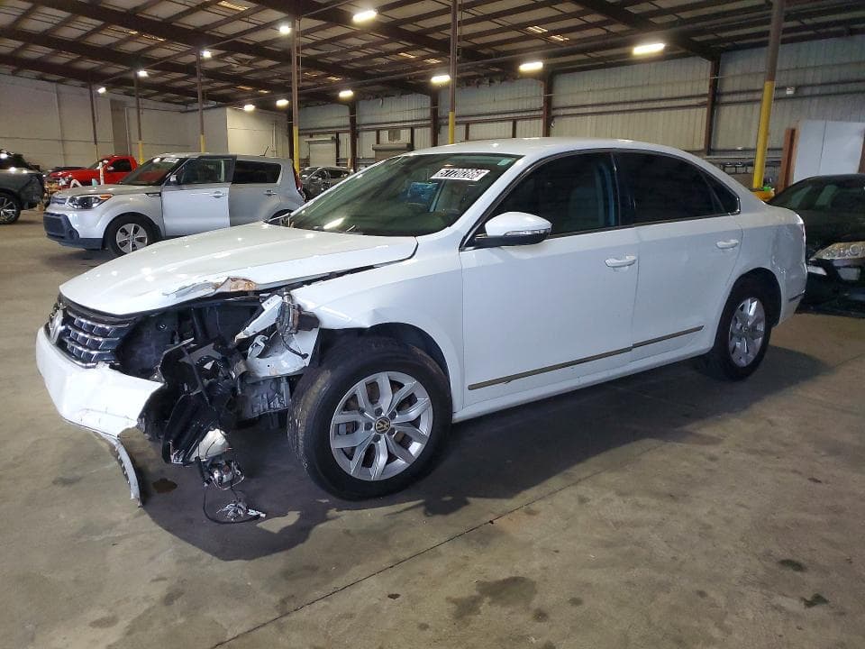 2017 VOLKSWAGEN PASSAT S - 1
