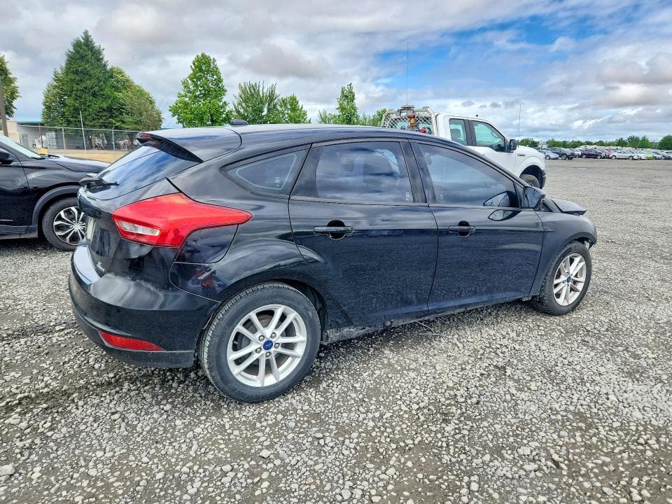 2016 FORD FOCUS SE 3