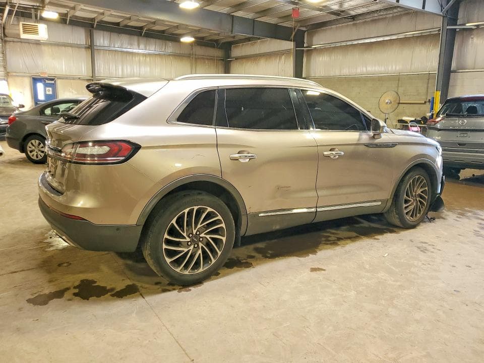 2019 LINCOLN NAUTILUS RESERVE 3