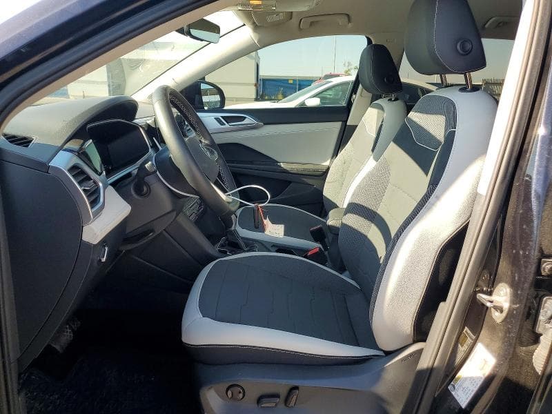 2025 VOLKSWAGEN TAOS SE SE 7