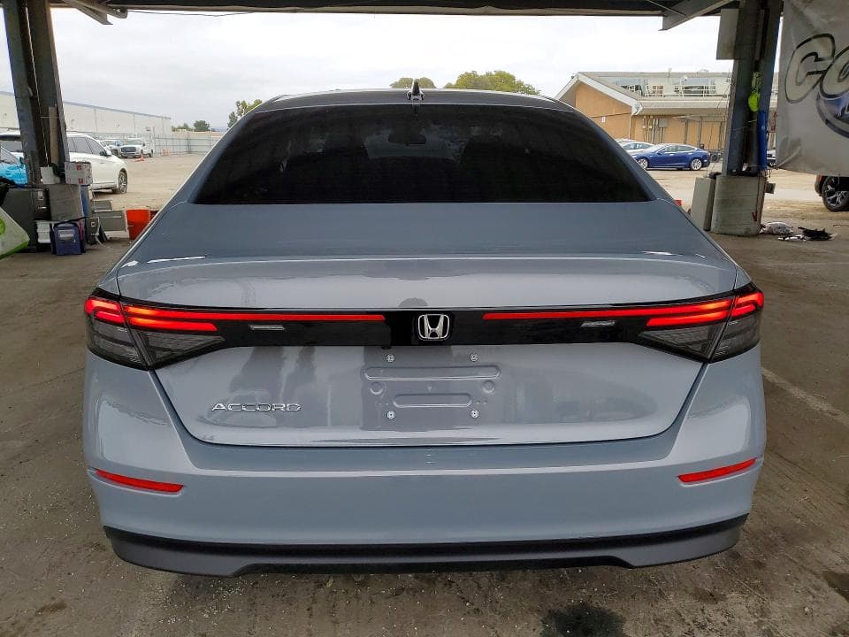 2025 HONDA ACCORD SE 6